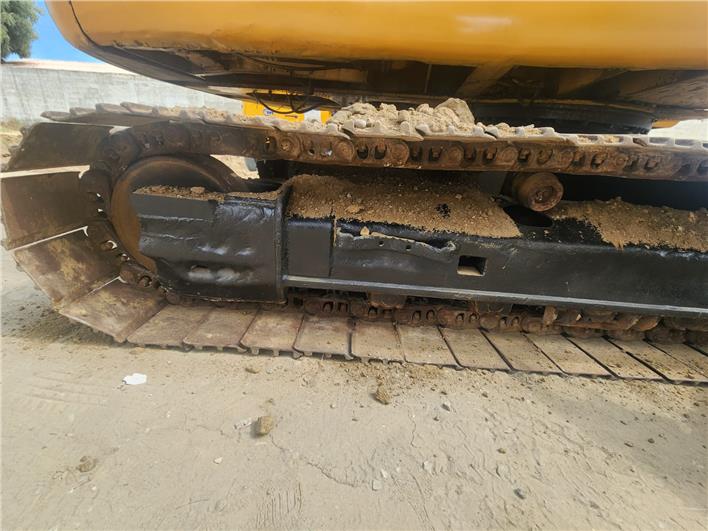 Excavadoras Caterpillar 320 DL (Santa Elena)