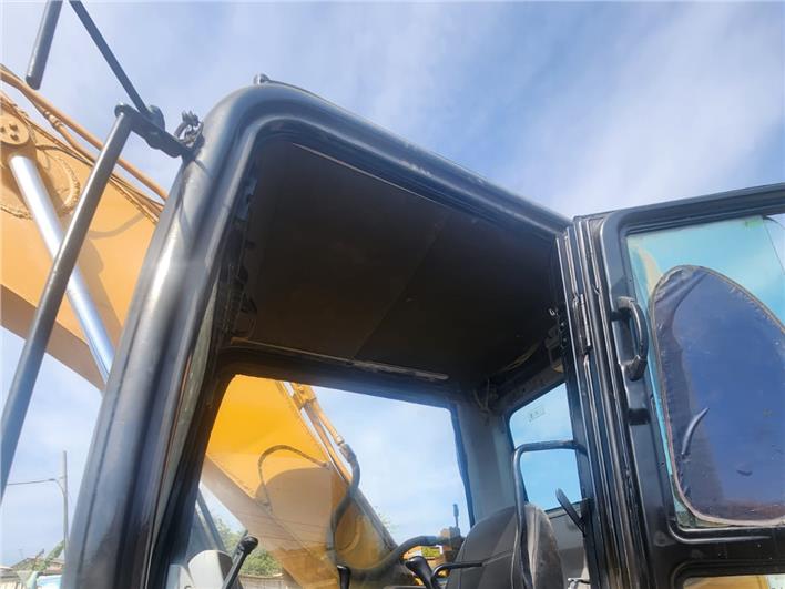 Excavadoras Caterpillar 320 CL (Santa Elena)