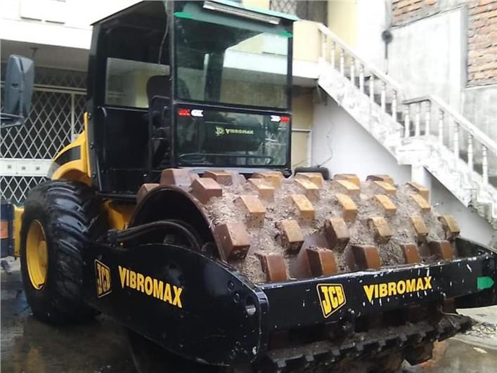 Compactadores JCB VM 115 12 toneladas (Quito)