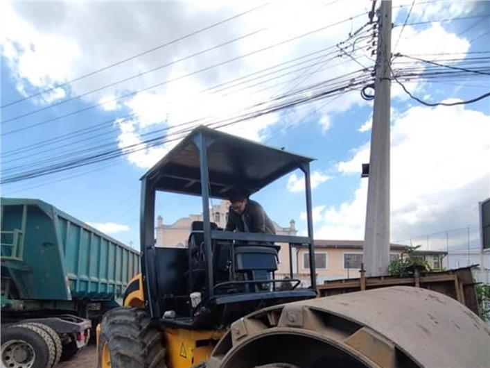 Compactadores JCB VM 115 12 toneladas (Quito)