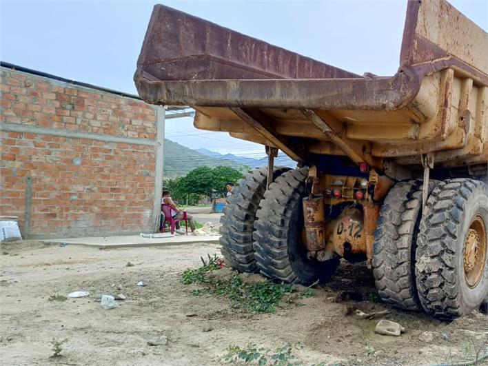 Dumpers Caterpillar 769C (Manta)