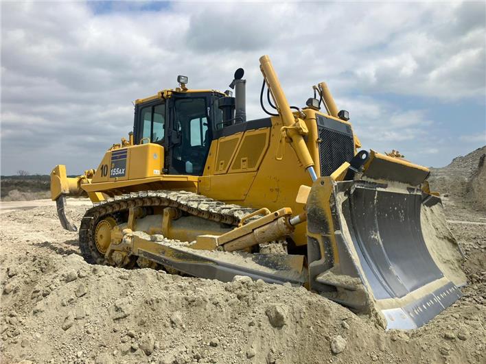Tractores de Oruga Komatsu D155AX-6 (Guayaquil)