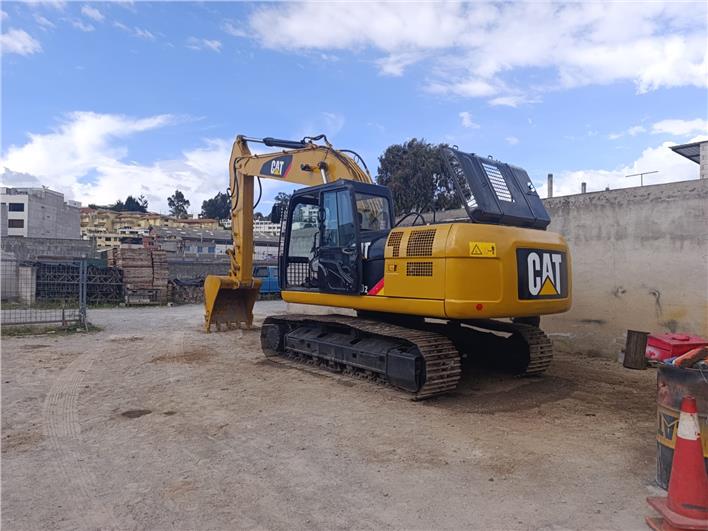 Excavadoras Caterpillar 320D (Quito)