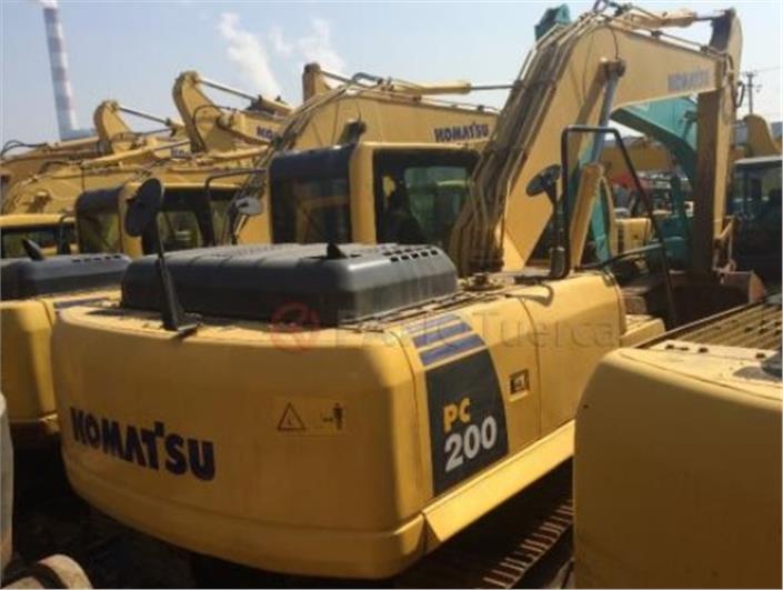 Excavadoras  Komatsu PC 200 (Cuenca)