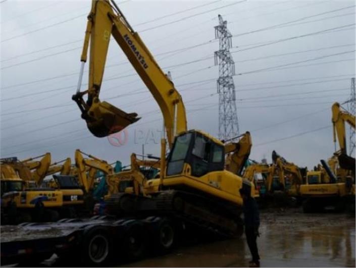 Excavadoras  Komatsu PC 200 (Cuenca)