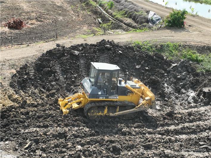 Tractores de Oruga SHANTUI SD13 (Guayaquil)