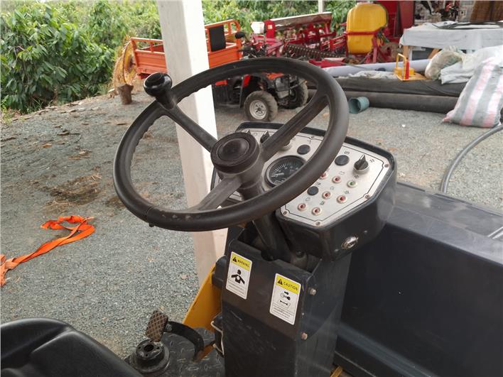 Rodillo Liso doble tambor Crucking YZC3 (Guayaquil)