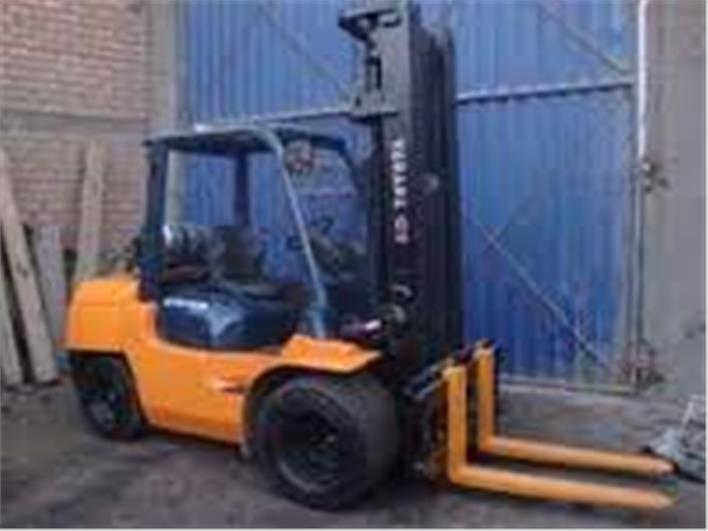 Montacargas Caterpillar GP30NT (3 toneladas) (Guayaquil)
