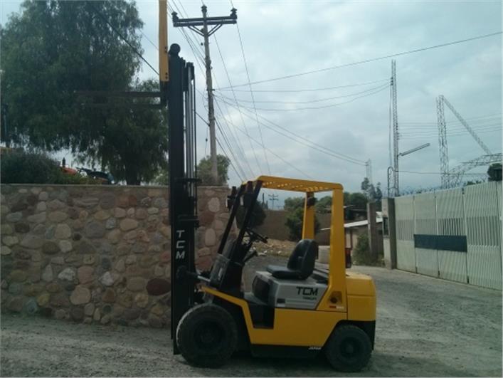 Montacargas TCM FD25T3 (2.5 toneladas) (Guayaquil)