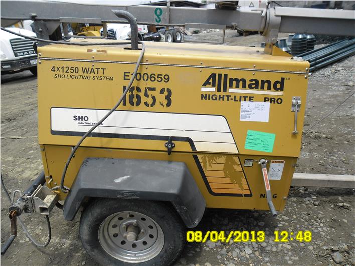 Torres de Iluminación Caterpillar 500WATS (Guayaquil)