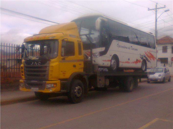 Grúas Móviles JAC Plataformas Autocargables y Brazo Hidraulico (Cuenca)