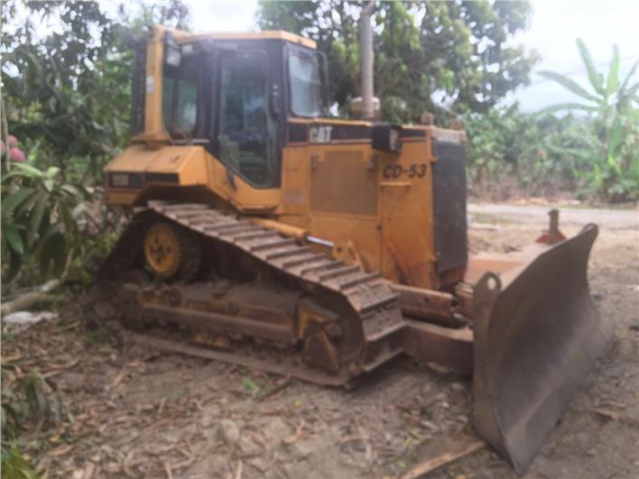 Tractores de Oruga Caterpillar D5M (La Troncal)
