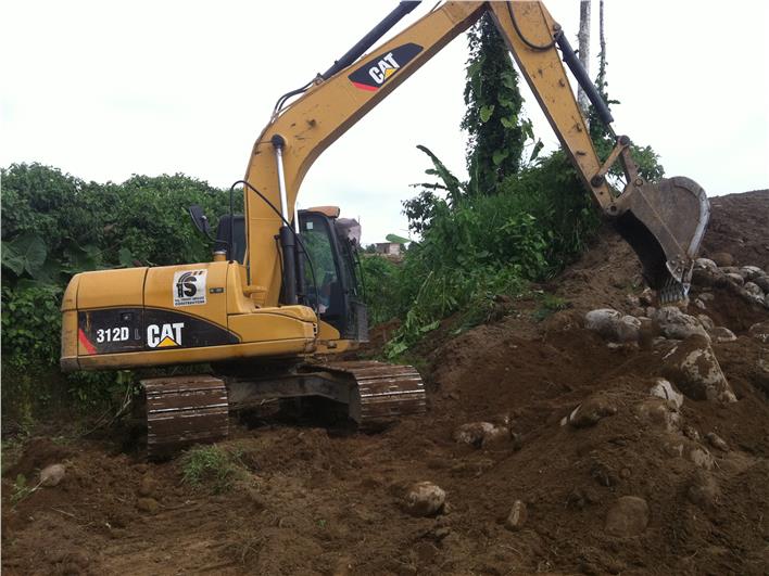 Excavadoras Caterpillar 312 DL (Santo Domingo)