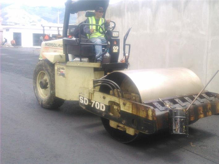 Compactadores Ingersoll Rand SD70 (San Golquí)