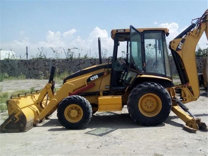 Retroexcavadoras Caterpillar 420D (Machala)