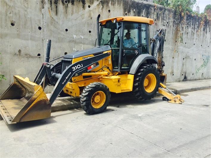 Retroexcavadoras John Deere 310-J (Guayaquil)