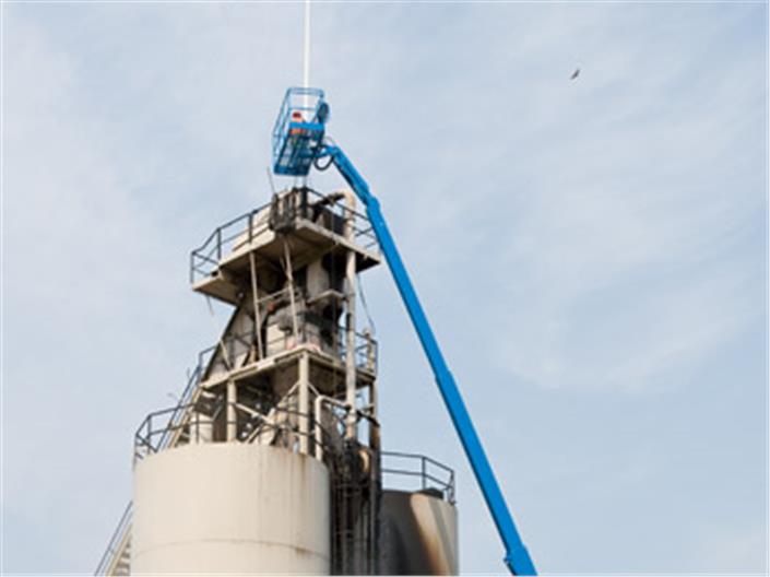 Elevadores personales Genie S 85 (Guayaquil)