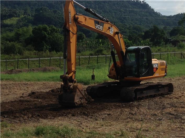 Excavadoras JCB JS200 (Manta)