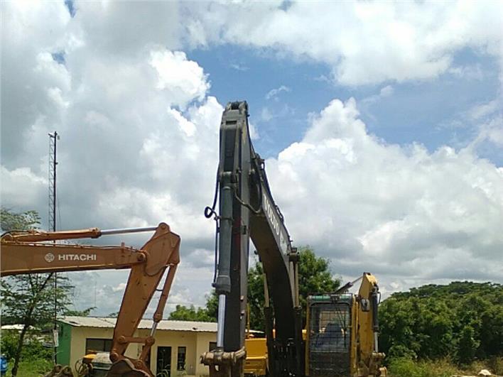 Excavadoras Volvo EC210BLC (Guayaquil)