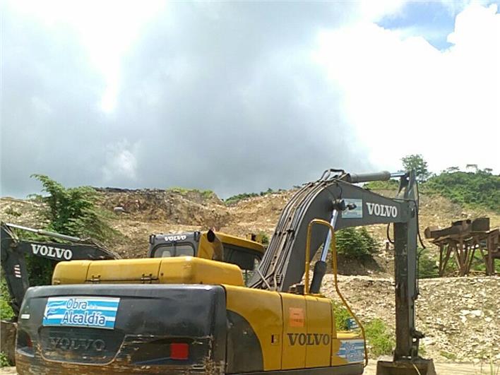 Excavadoras Volvo EC210BLC (Guayaquil)