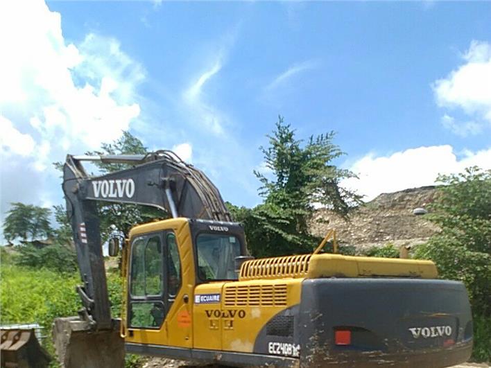 Excavadoras Volvo EC240BLC (Guayaquil)