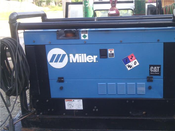 Motosoldadoras Miller Miller Big Blue 400 (Lago Agrio)