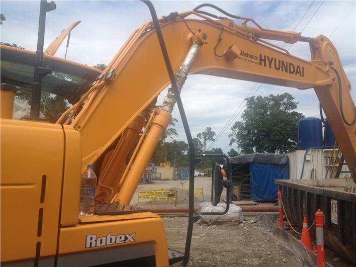 Excavadoras Hyundai RC 140 (Quito)