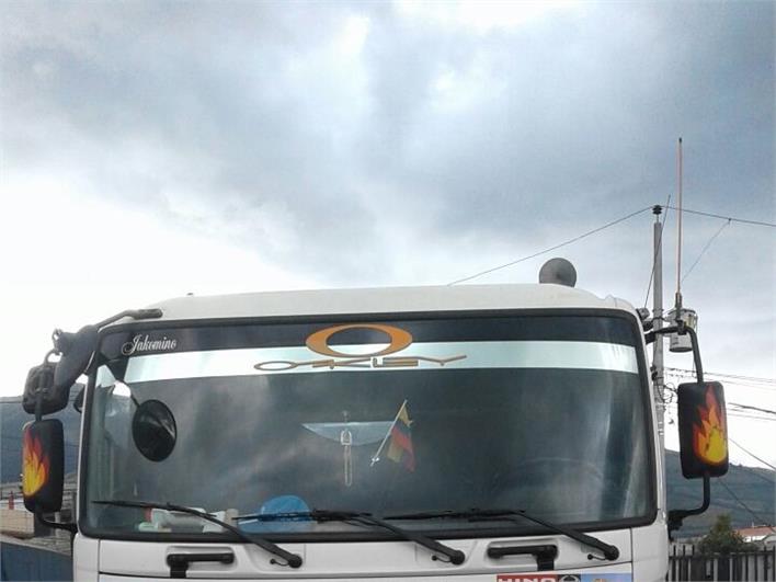 Remolques cama baja Hino SS 700 (Quito)