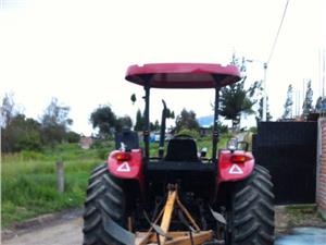 Tractores Agrícolas CASE Case jx95 (Riobamba)
