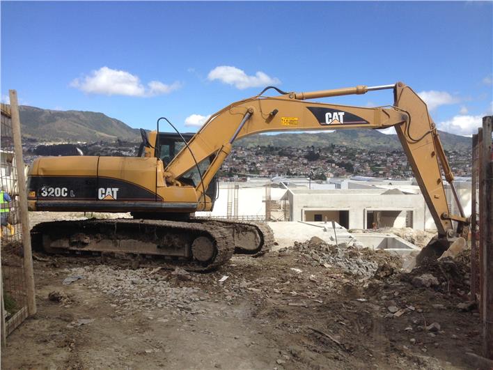 Excavadoras Caterpillar 320CL (Cuenca)