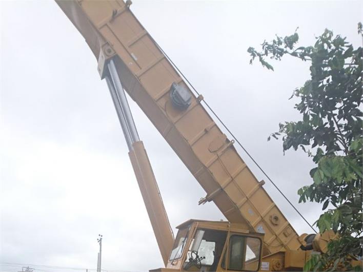 Grúas Móviles Grove MANTA (Manta)