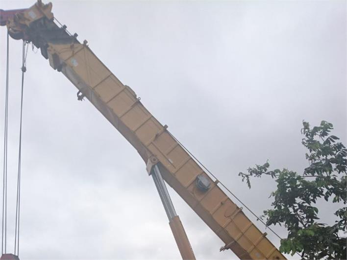 Grúas Móviles Grove MANTA (Manta)