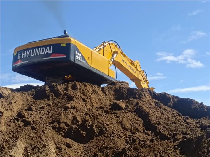 Excavadoras Hyundai R360LC DE 36 TONELADAS (Quito)