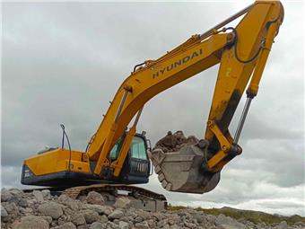 Excavadoras Hyundai R360LC , DE 36 TONELADAS,TRABAJANDO,COMPLETAMENTE OPERATIVA, CUCHARON REFORZADO DE 2M3. CONTACTO 0994438375 (Quito)