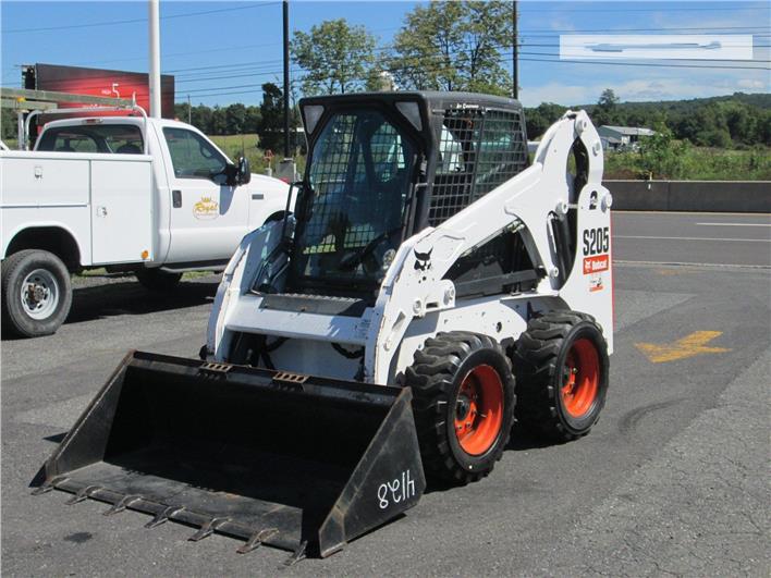 Minicargadores Bobcat s205 (Cuenca)