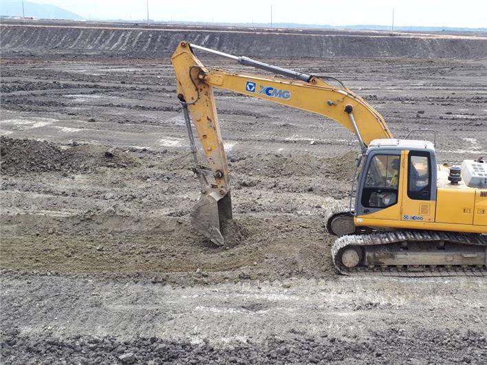 Excavadoras Caterpillar XCMG XE210 (Quevedo)