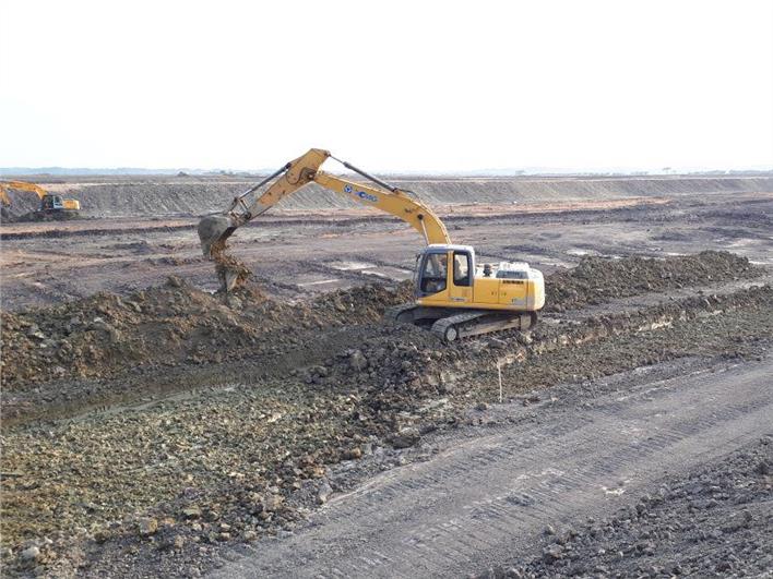 Excavadoras Caterpillar XCMG XE210 (Quevedo)