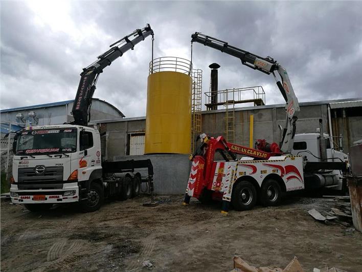Grúas Móviles Hino 2012 (Latacunga)
