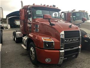 Cabezales Mack TRACTO-CAMION (Guayaquil)