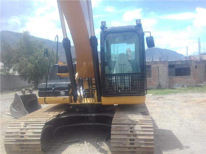 Excavadoras Caterpillar 320CLU (Quito)