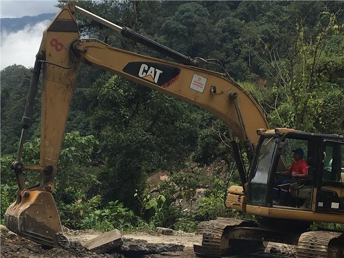 Excavadoras Caterpillar 320D (Loja)