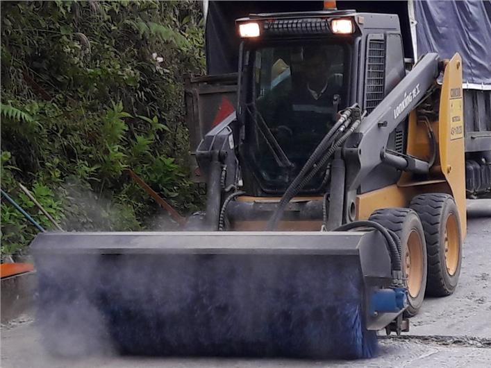 Barredora lonking CDM (Loja)