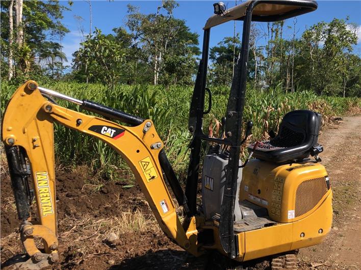 Miniexcavadoras Caterpillar 300.9D (Ambato)