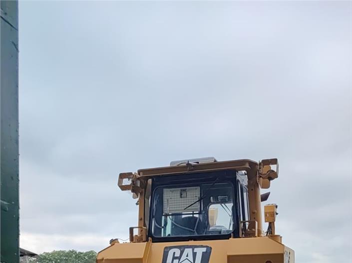 Tractores de Oruga Caterpillar D7R2 (Portoviejo)