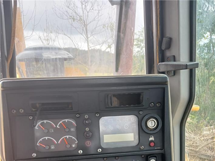 Tractores de Oruga Caterpillar D7R2 (Portoviejo)